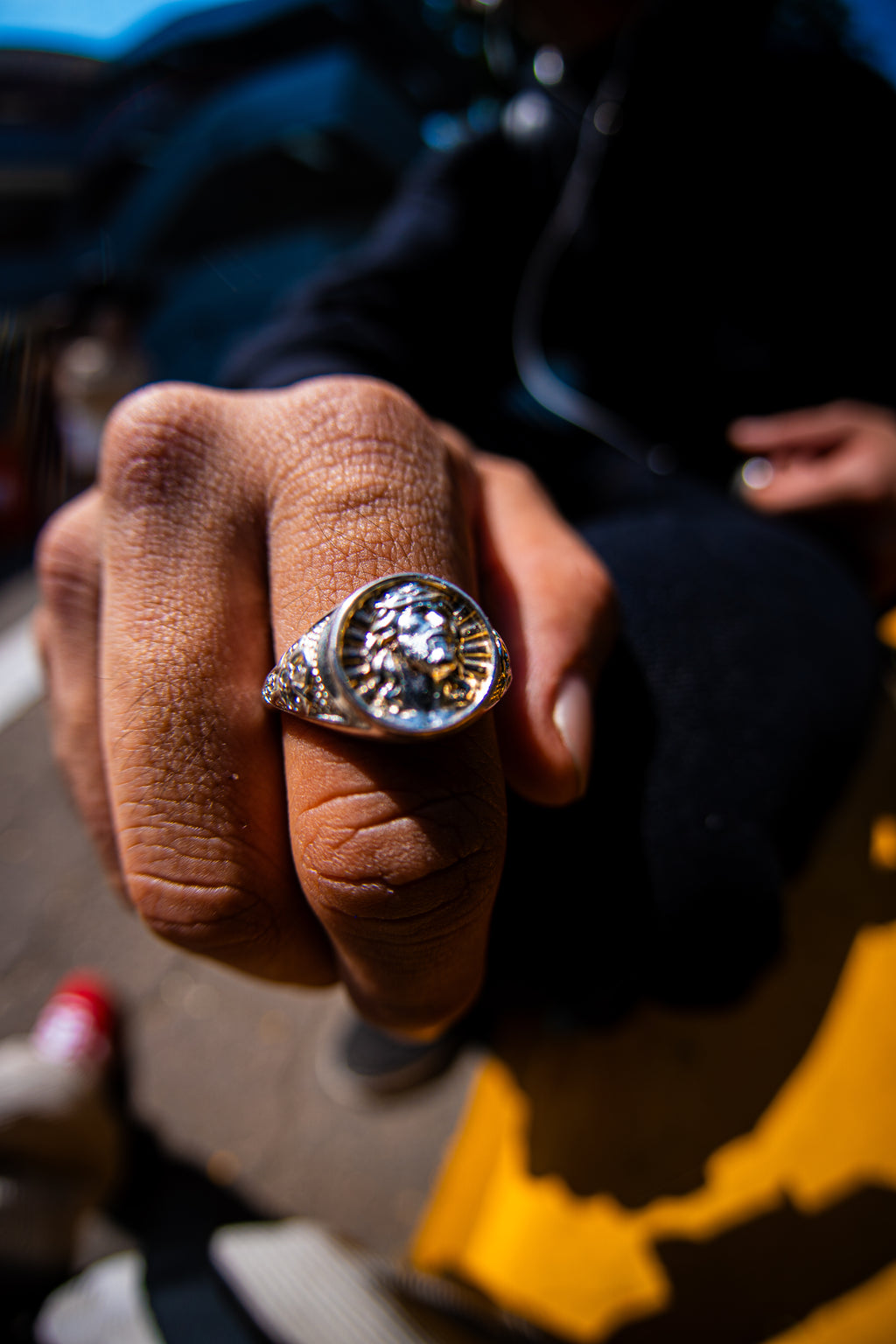 anillo con sello de cristo